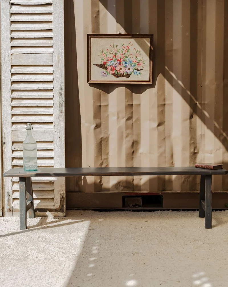 Antoine, le banc en bois gris N°413
