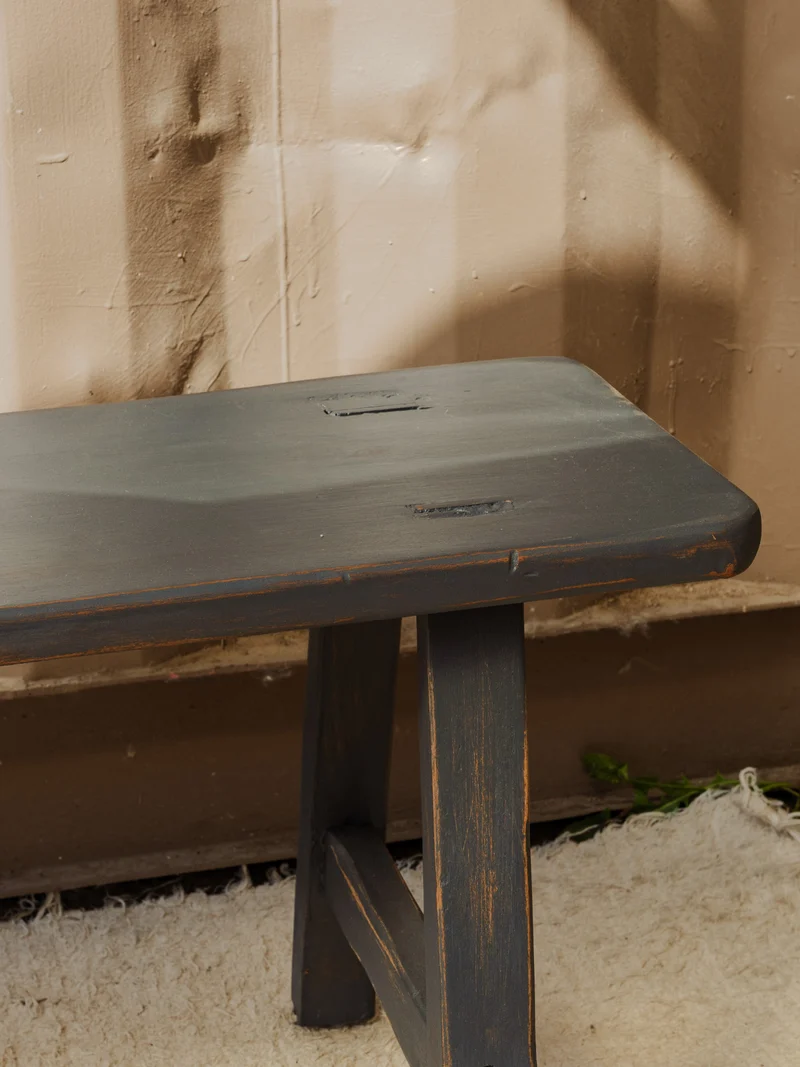 Antoine, le banc en bois gris N°413