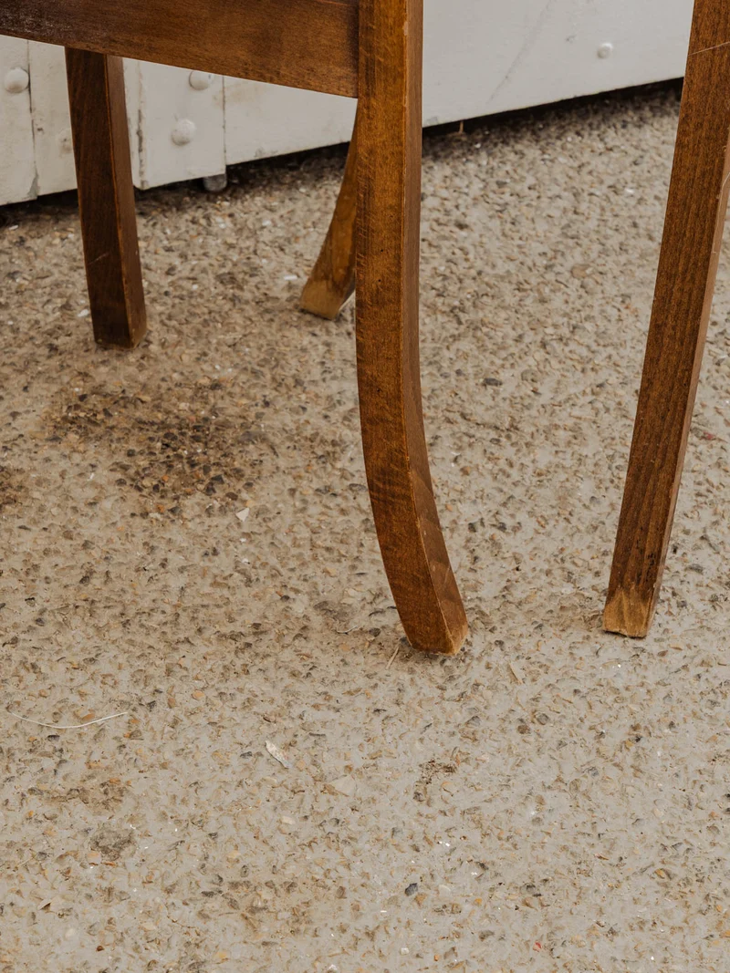 Alma, le lot de 4 chaises en simili cuir rouge N°1605