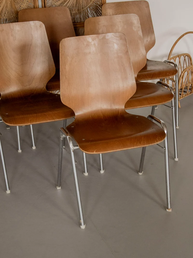 Alma, le lot de 6 chaises en bois ancien N°1543
