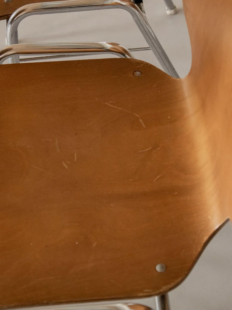 Alma, le lot de 6 chaises en bois ancien N°1543