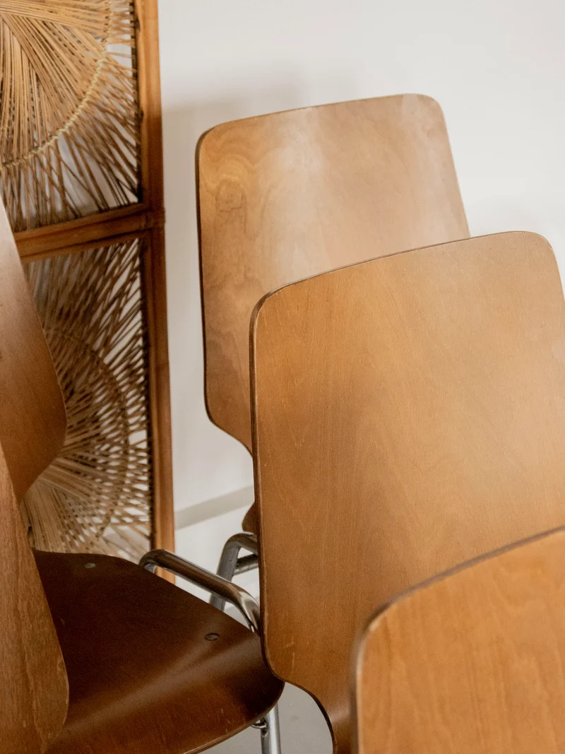 Alma, le lot de 6 chaises en bois ancien N°1543