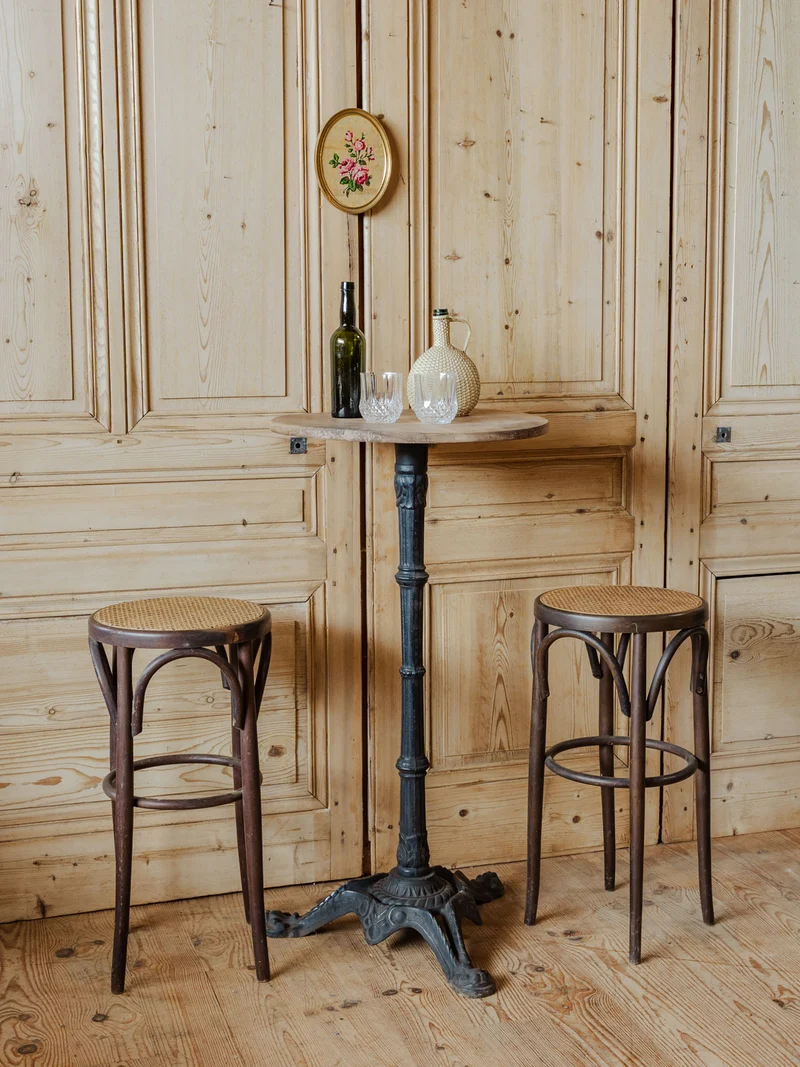 Denise, la table à manger bistro en bois N°1172