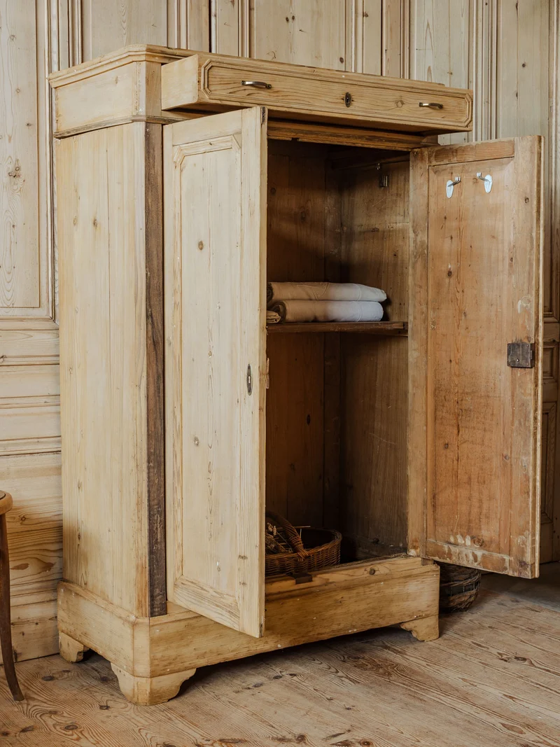Blandine, l'armoire en bois N°439