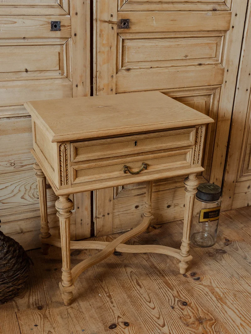 Gilbert, le meuble d'appoint en bois N°1557
