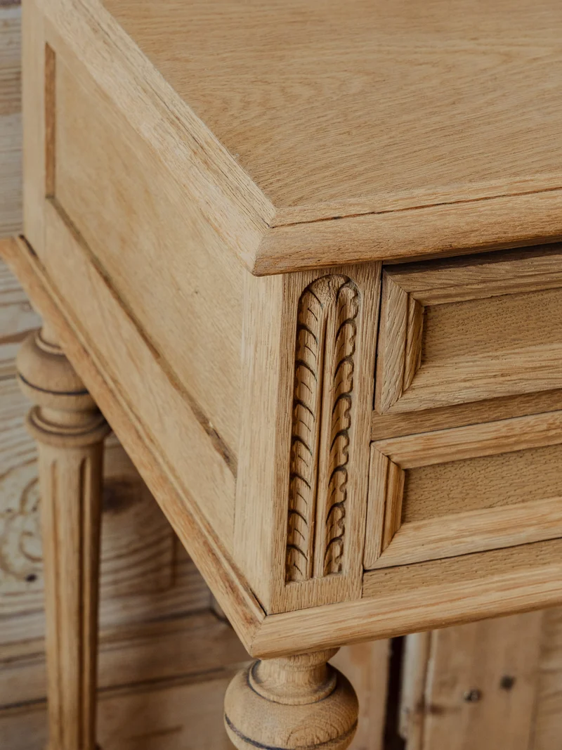 Gilbert, le meuble d'appoint en bois N°1557