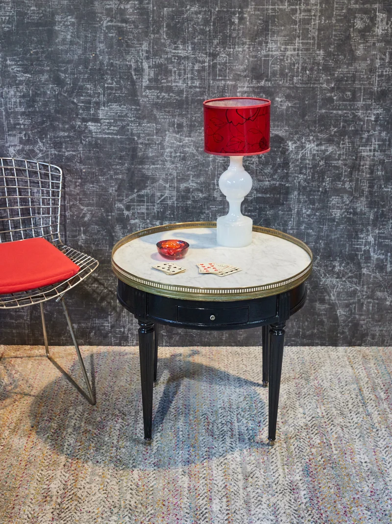Billie, la table de jeux en marbre N°9