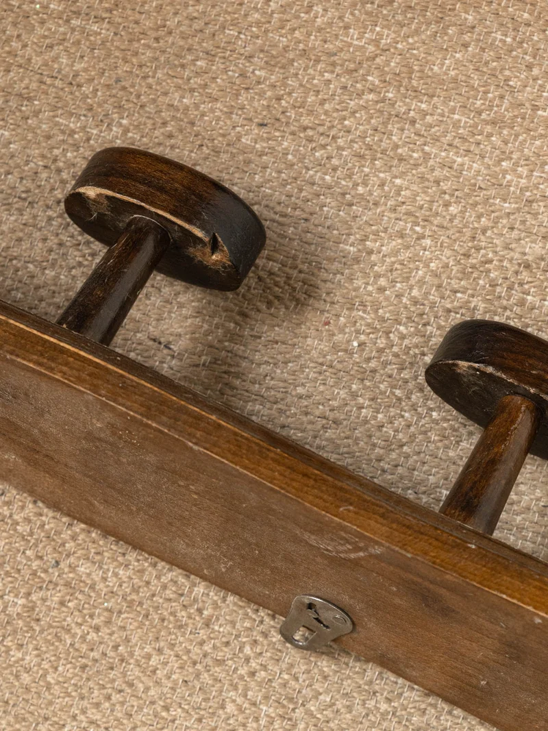 Max, la patère en bois N°353