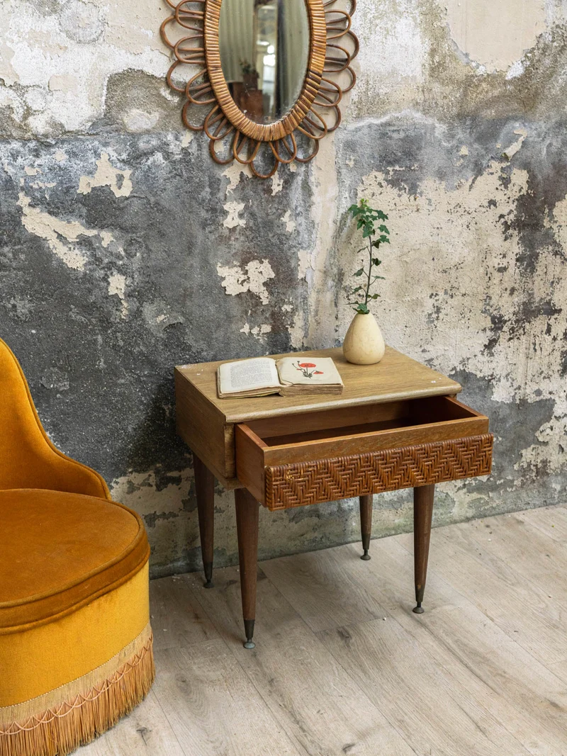 Maïa, la table de chevet en rotin N°1477