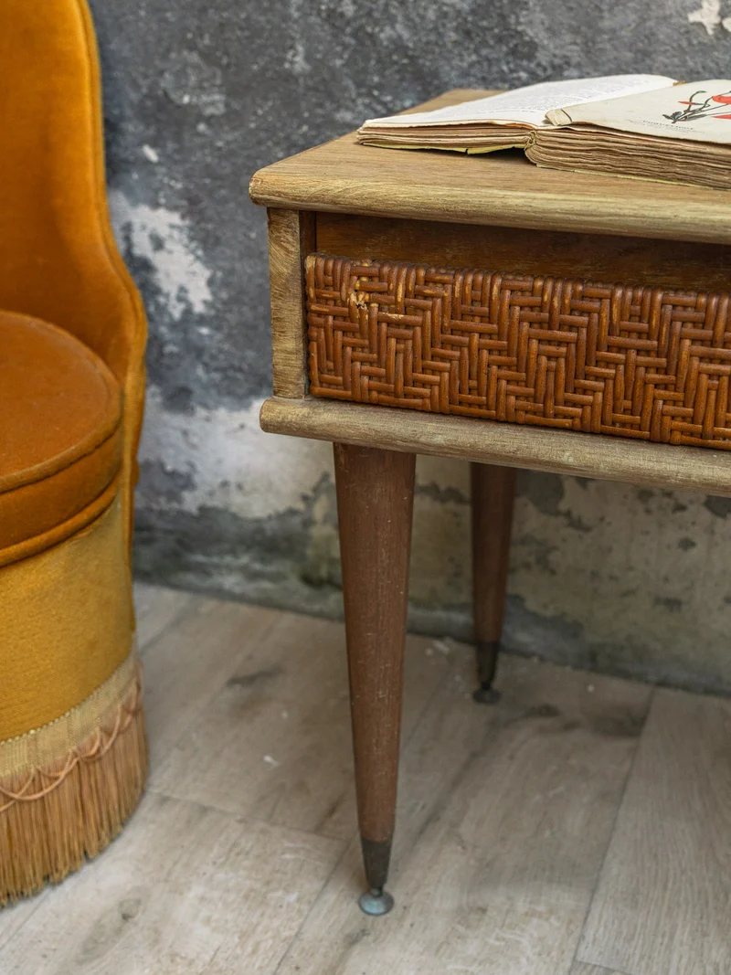Maïa, la table de chevet en rotin N°1477