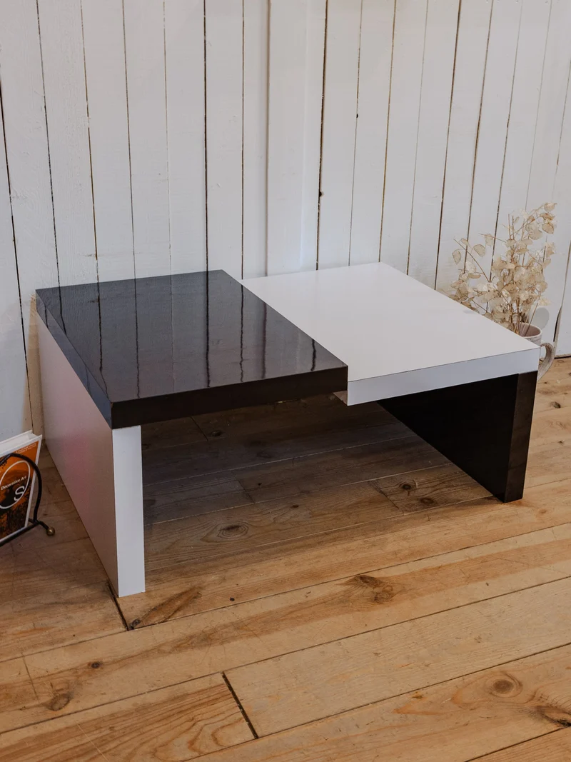 Donna, la table basse en bois noir et blanc N°983