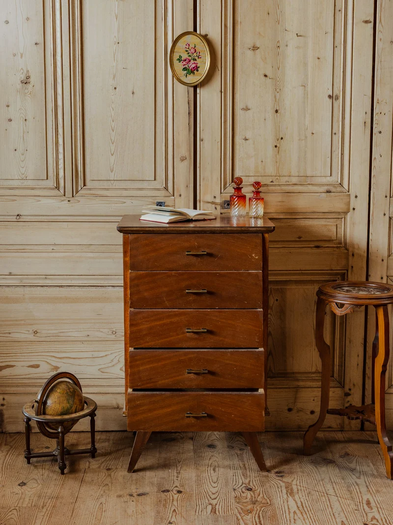 Valery, le chiffonnier en bois N°94