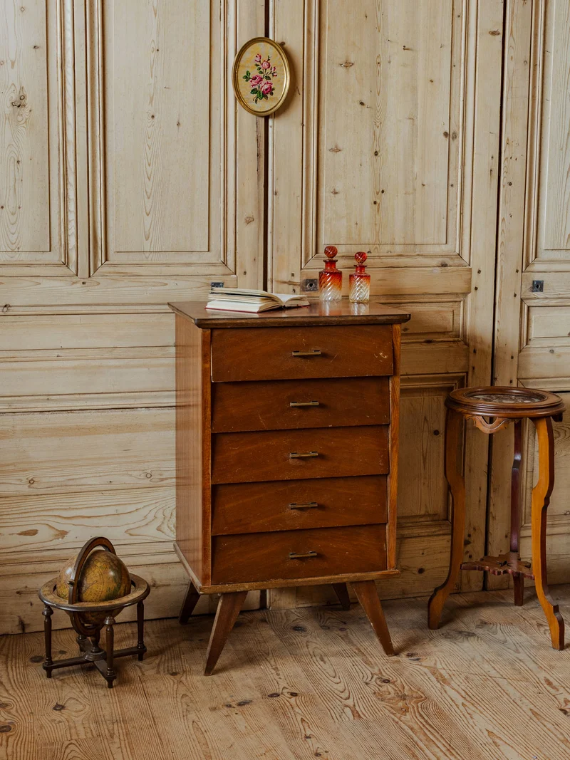 Valery, le chiffonnier en bois N°94