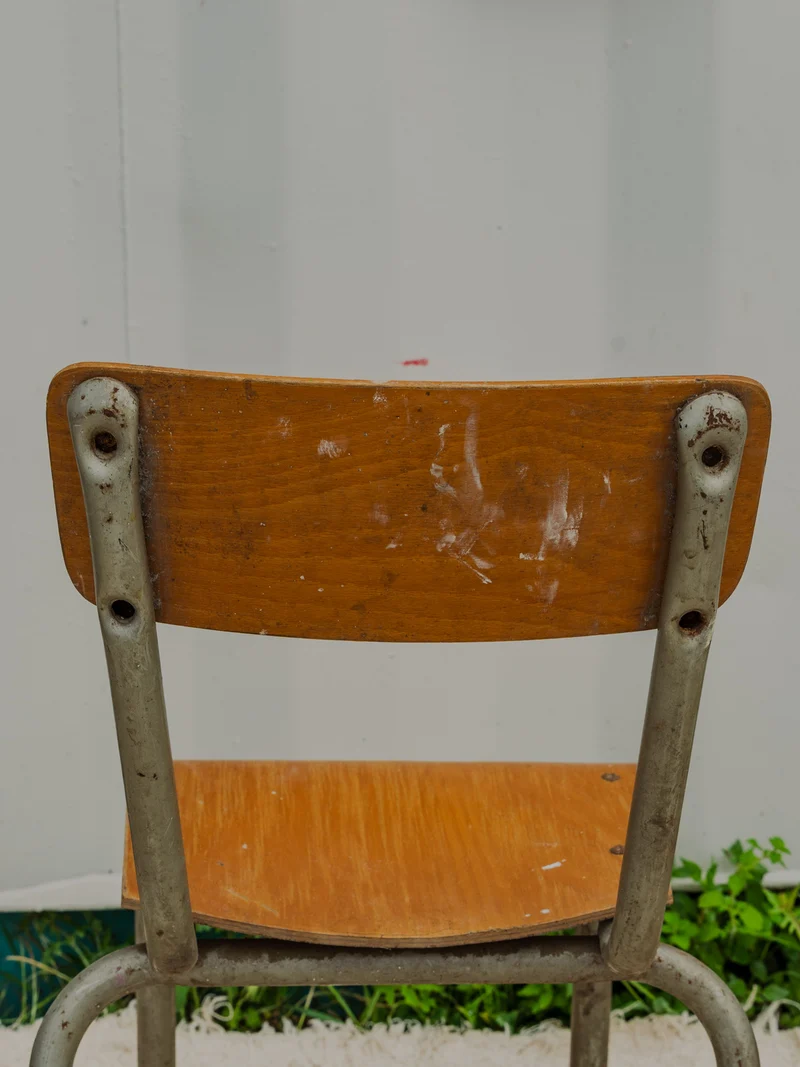 Ernestine, la chaise pour enfant d'école en bois N°1278