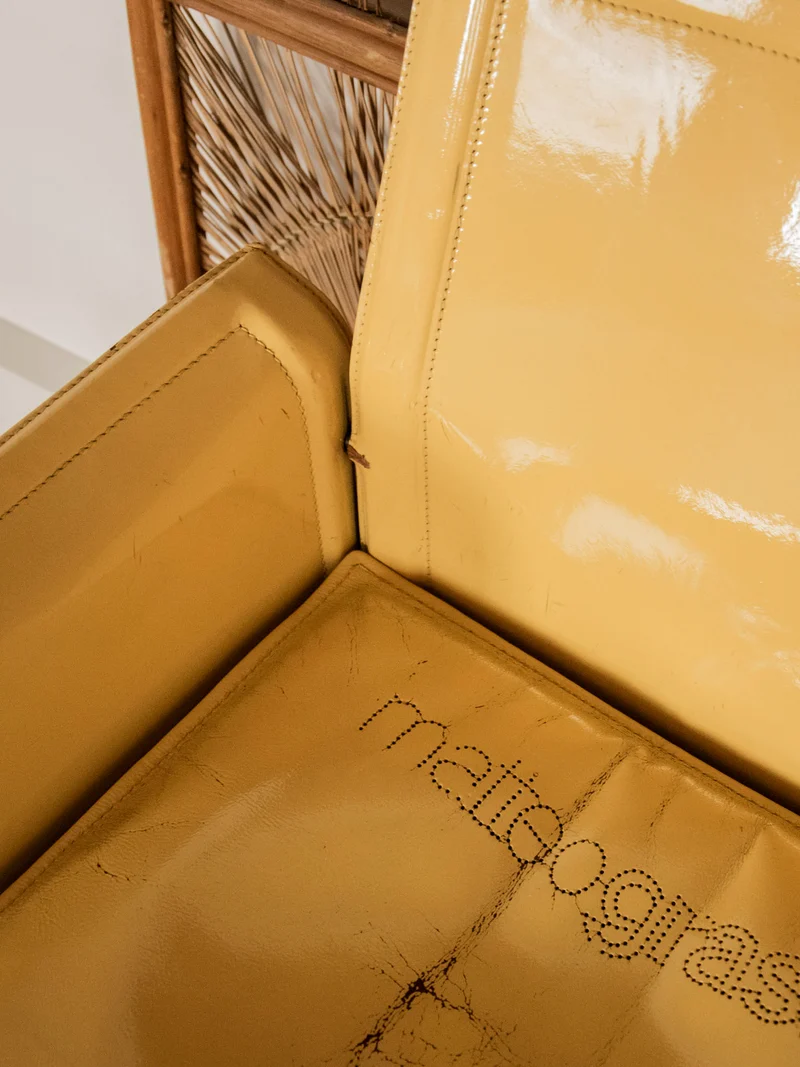 Jakob, la paire de fauteuils en cuir crème N°1241