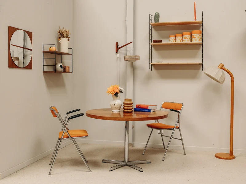 Karla, la table à manger ronde au plateau en bois N°1168