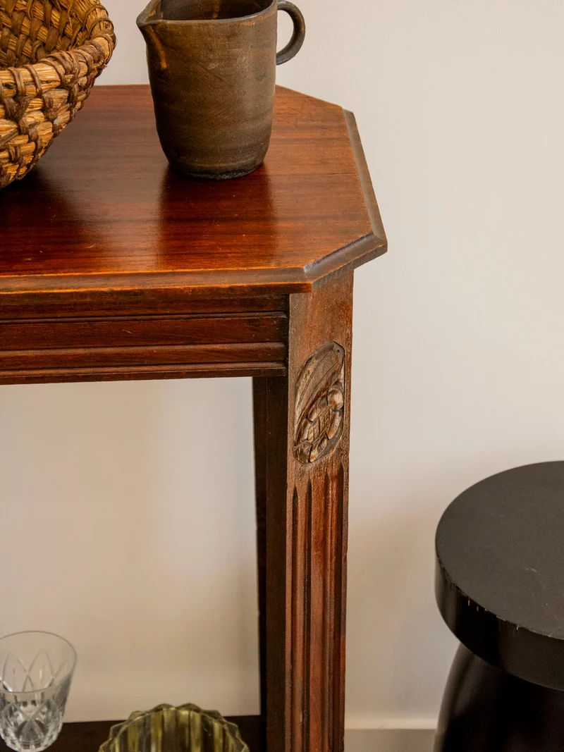 Francine, la table d'appoint au style Art Déco N°936