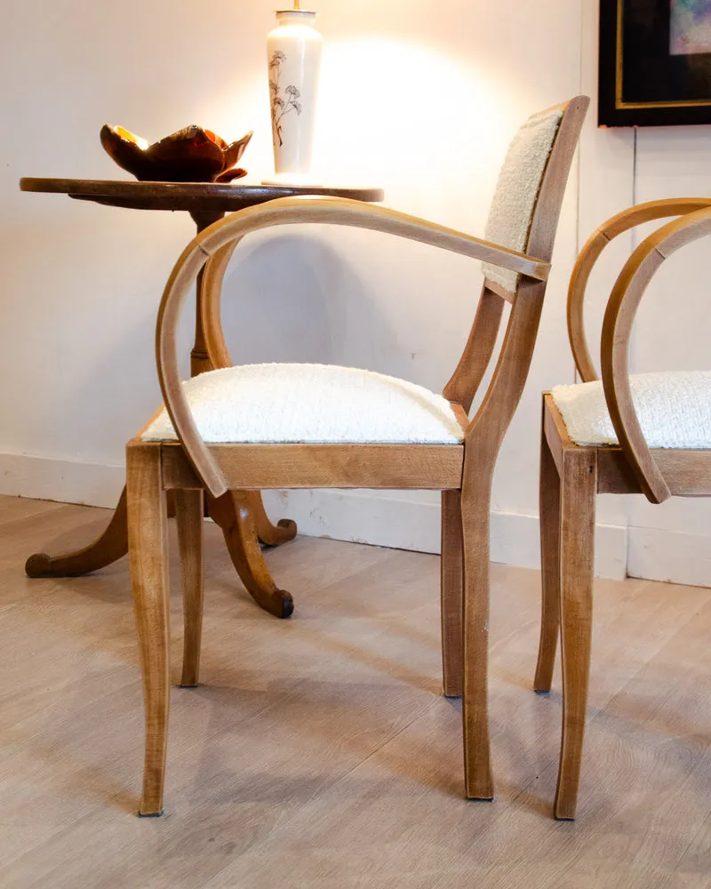 Ernest, la paire de fauteuils en hêtre N°952