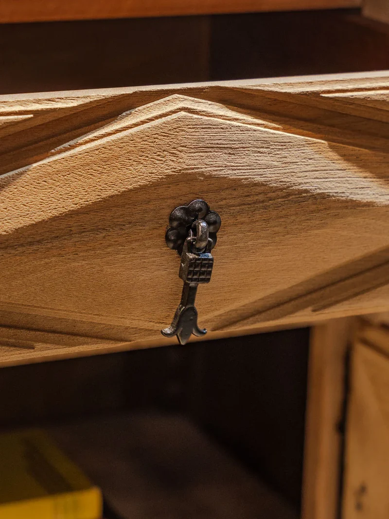 Gilbert, le buffet en bois N°1508