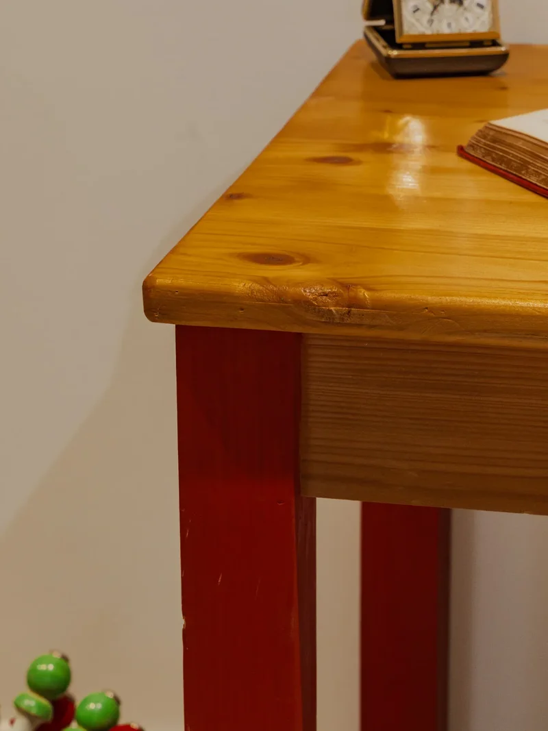Edouard, le bureau et sa chaise pour enfant en bois N°698