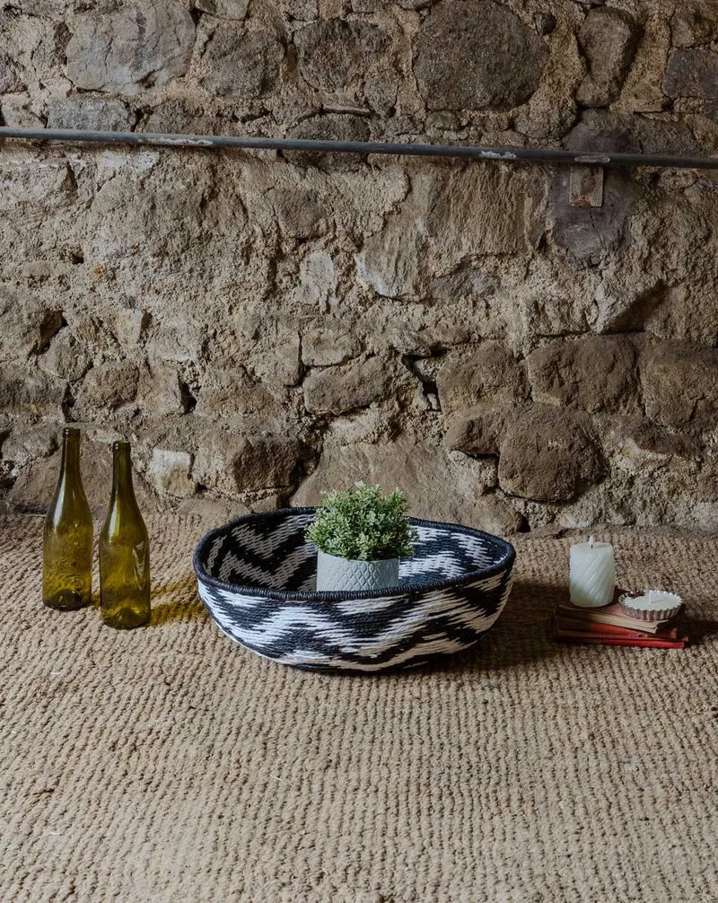 Ambroise, le panier en osier blanc et noir N°917