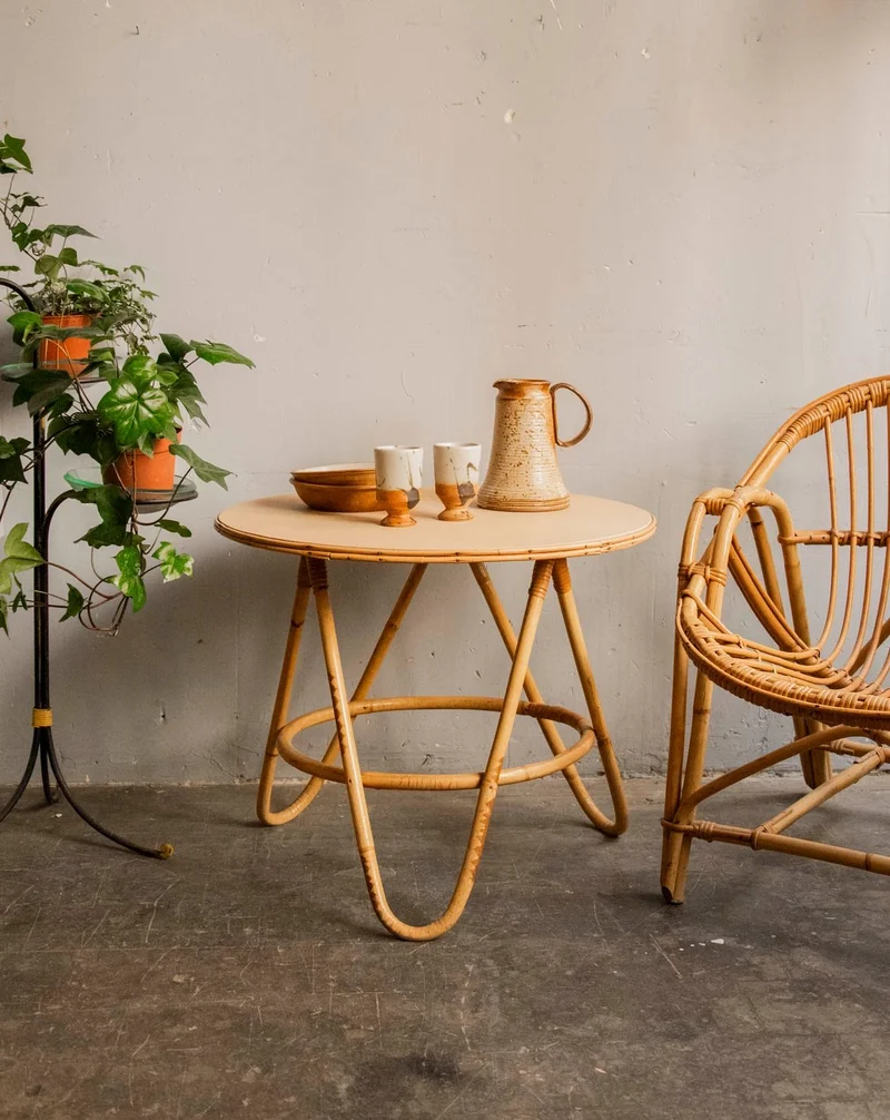 Léonie, la table basse en rotin et bois teint en beige N°937