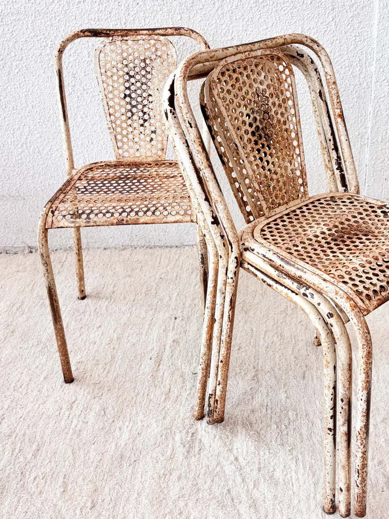 Claude, le lot de 4 chaises en métal N°722