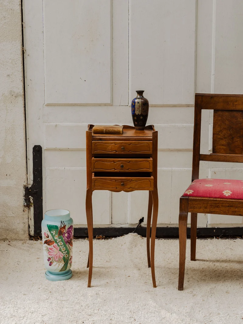 Odile, la table de chevet en bois N°1360
