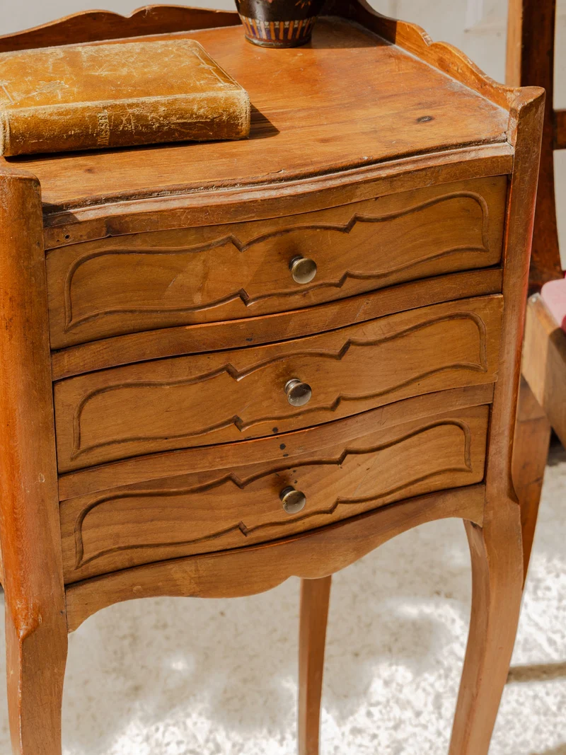 Odile, la table de chevet en bois N°1360