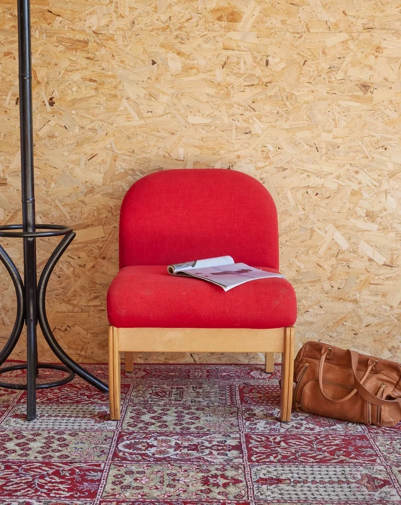 Olivia, la chauffeuse en bois N°88