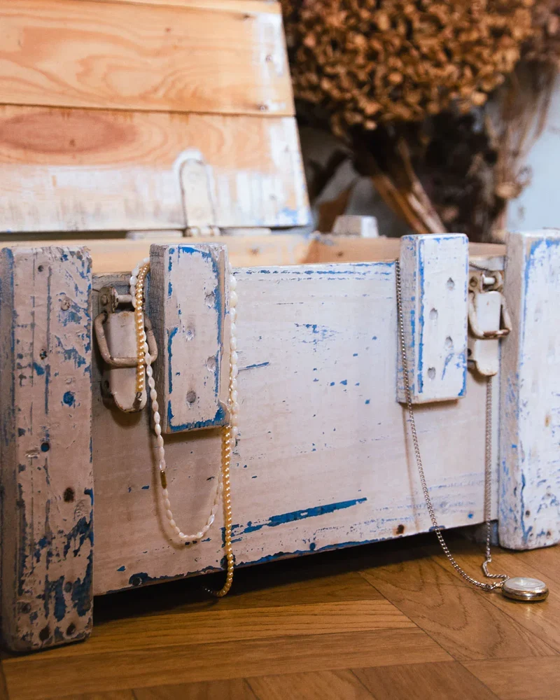 Lucien, la caisse en bois N°143