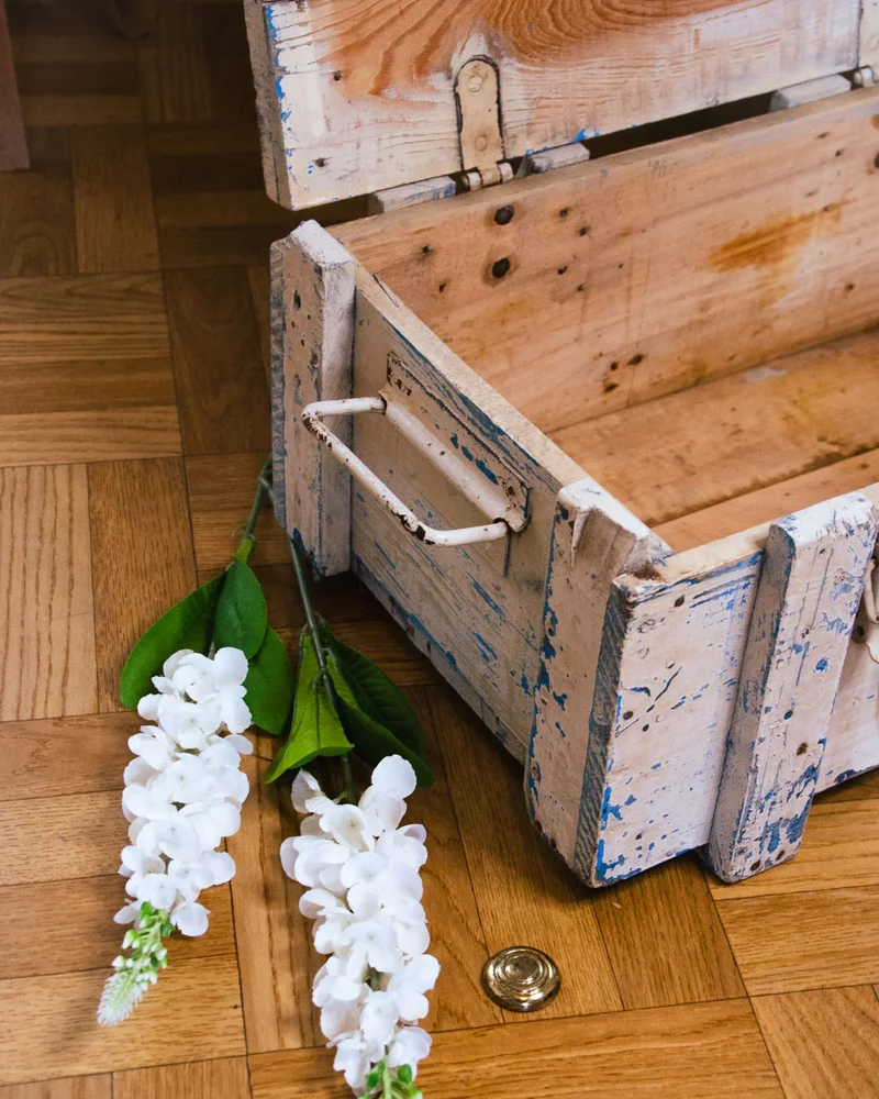 Lucien, la caisse en bois N°143