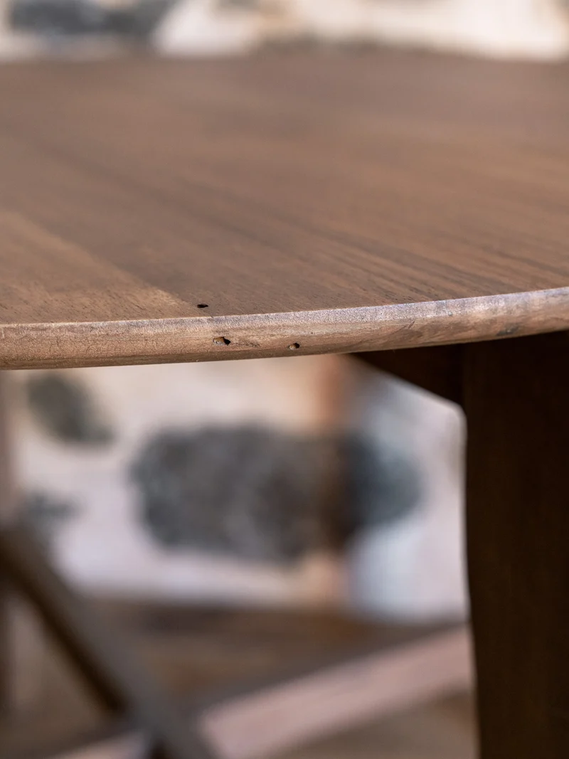 Donna, la table basse cirée en bois massif N°995