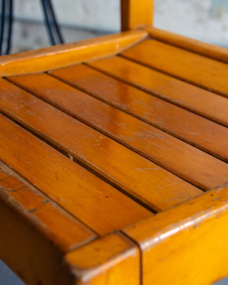 Alma, la chaise en bois clair minimaliste N°1539