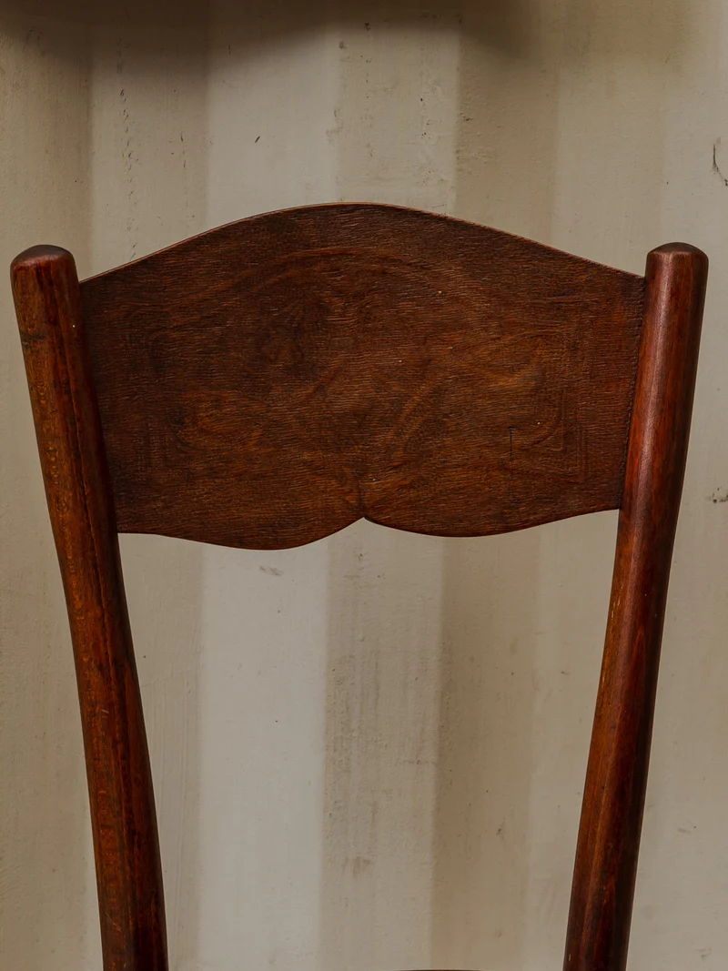 Claude, la chaise de bistrot en bois N°1280