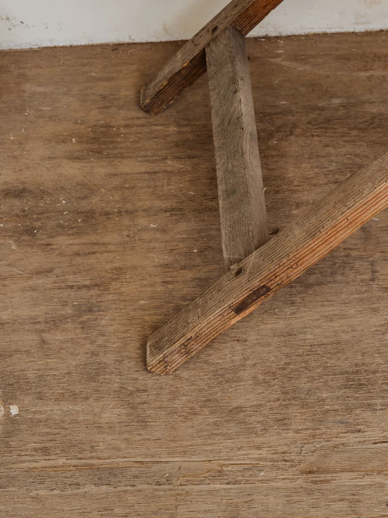 Romy, la table à manger pliante en bois N°1388