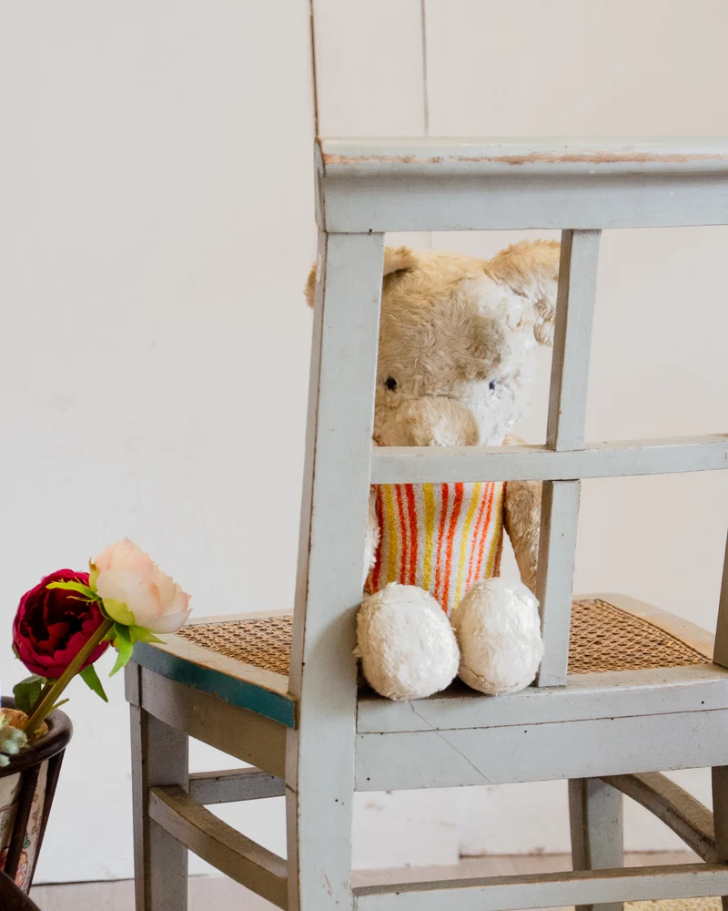 Ernestine, la chaise pour enfant en bois et cannage N°346