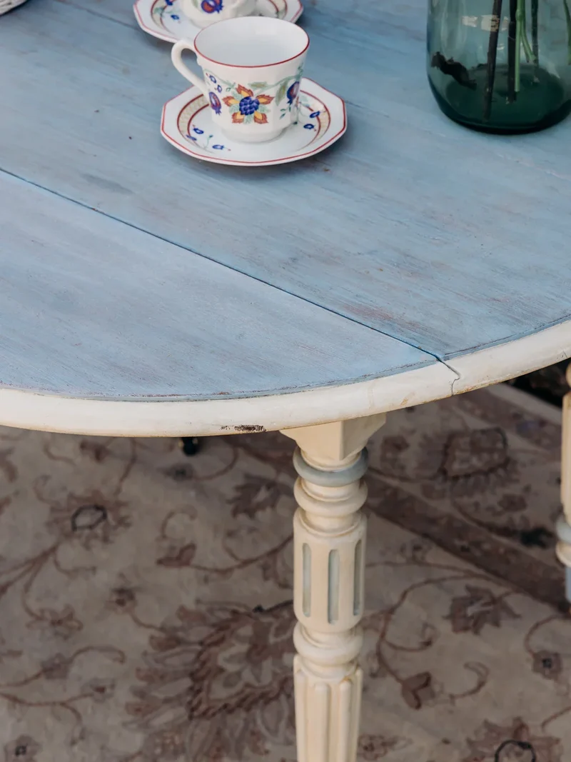 Romy, la table à manger à volets N°1332