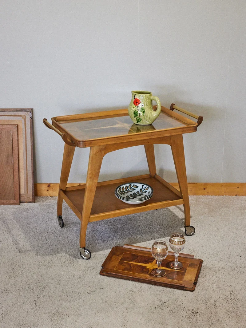 Henriette, la desserte en bois N°186