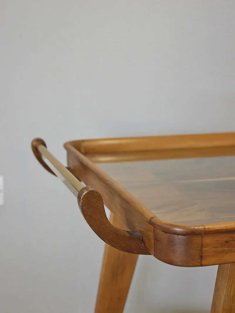 Henriette, la desserte en bois N°186
