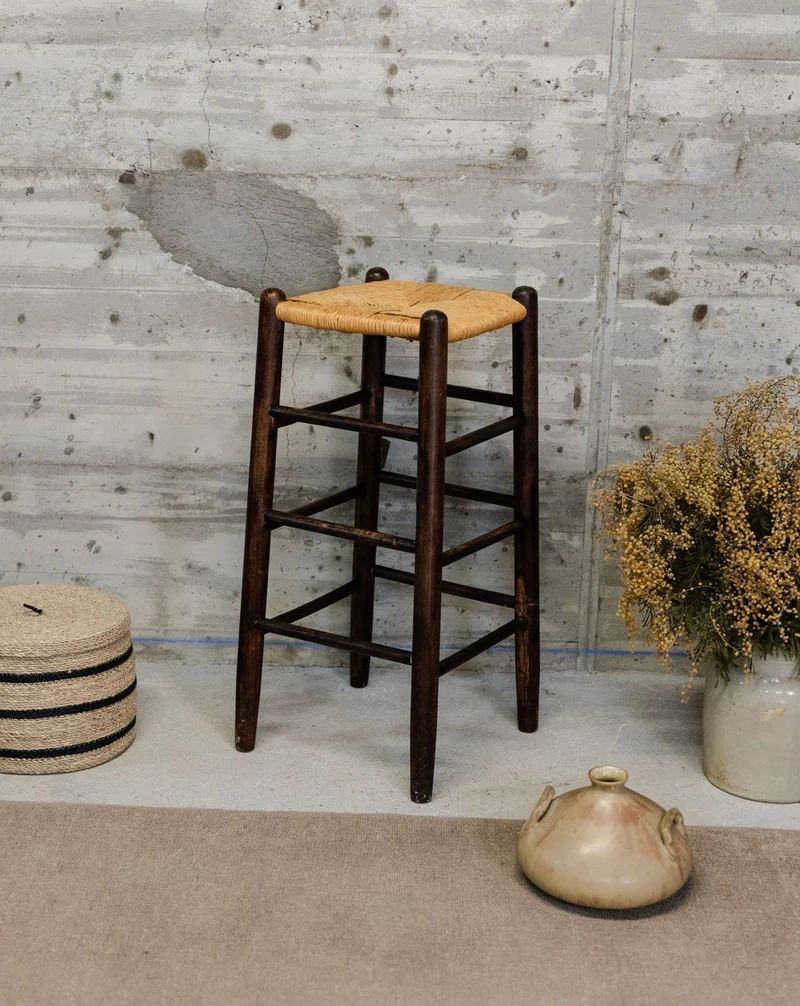 Gaston, le tabouret de bar en paille et en bois N°168