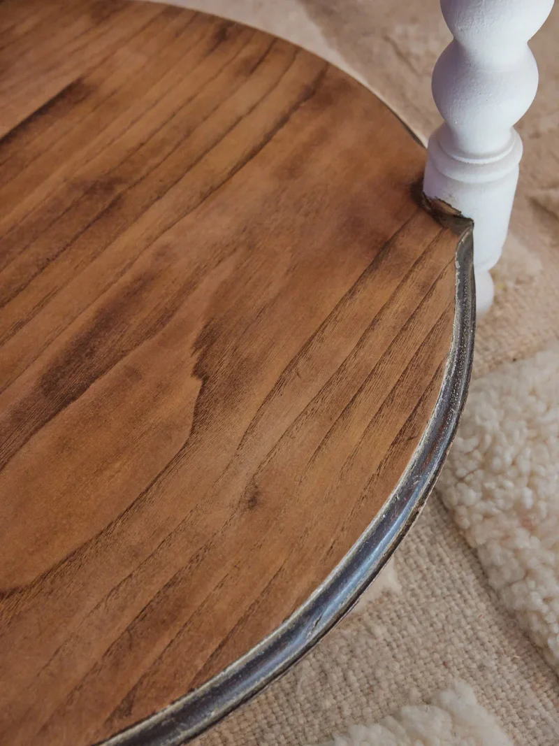 Francine, la table d'appoint en bois N°809