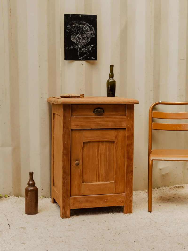 Gilbert, le petit buffet en bois N°1522