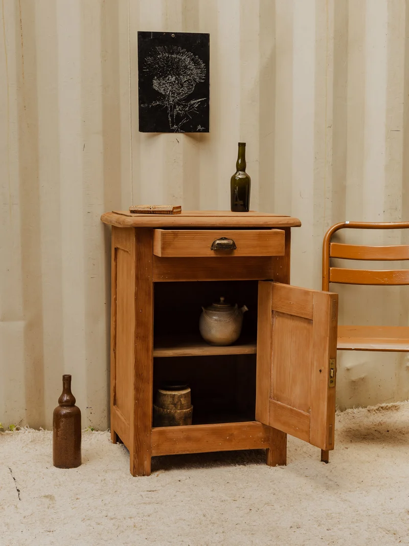 Gilbert, le petit buffet en bois N°1522