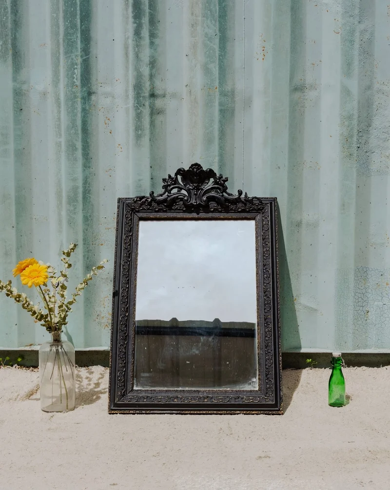 Georges, le miroir noir N°1189
