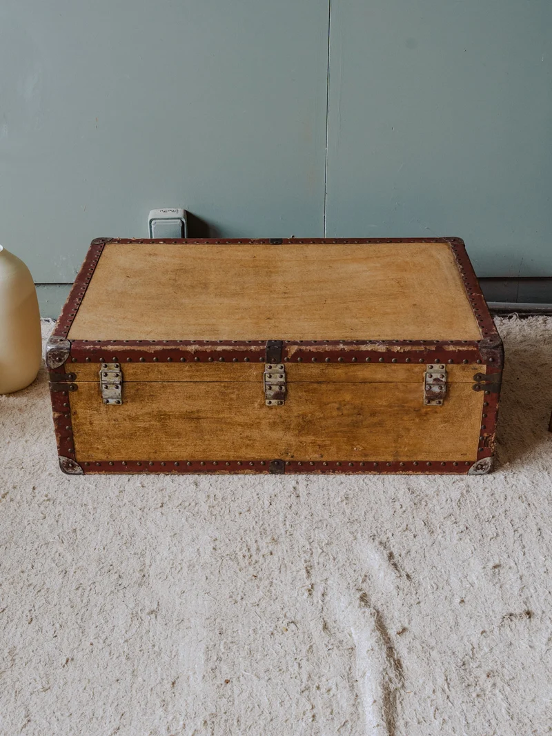 Lucienne, la valise vintage en bois N°297