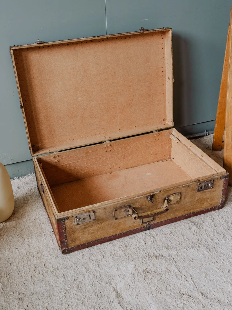 Lucienne, la valise vintage en bois N°297