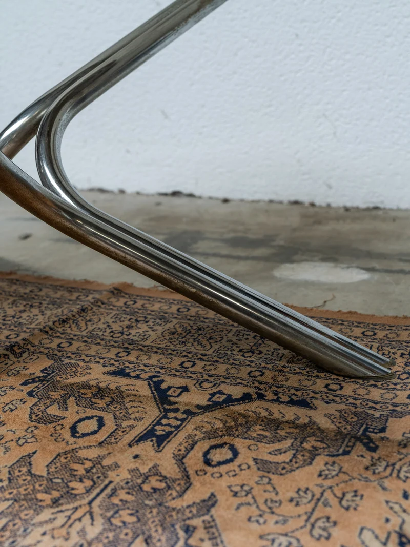 Donna, la table basse en verre fumé N°978