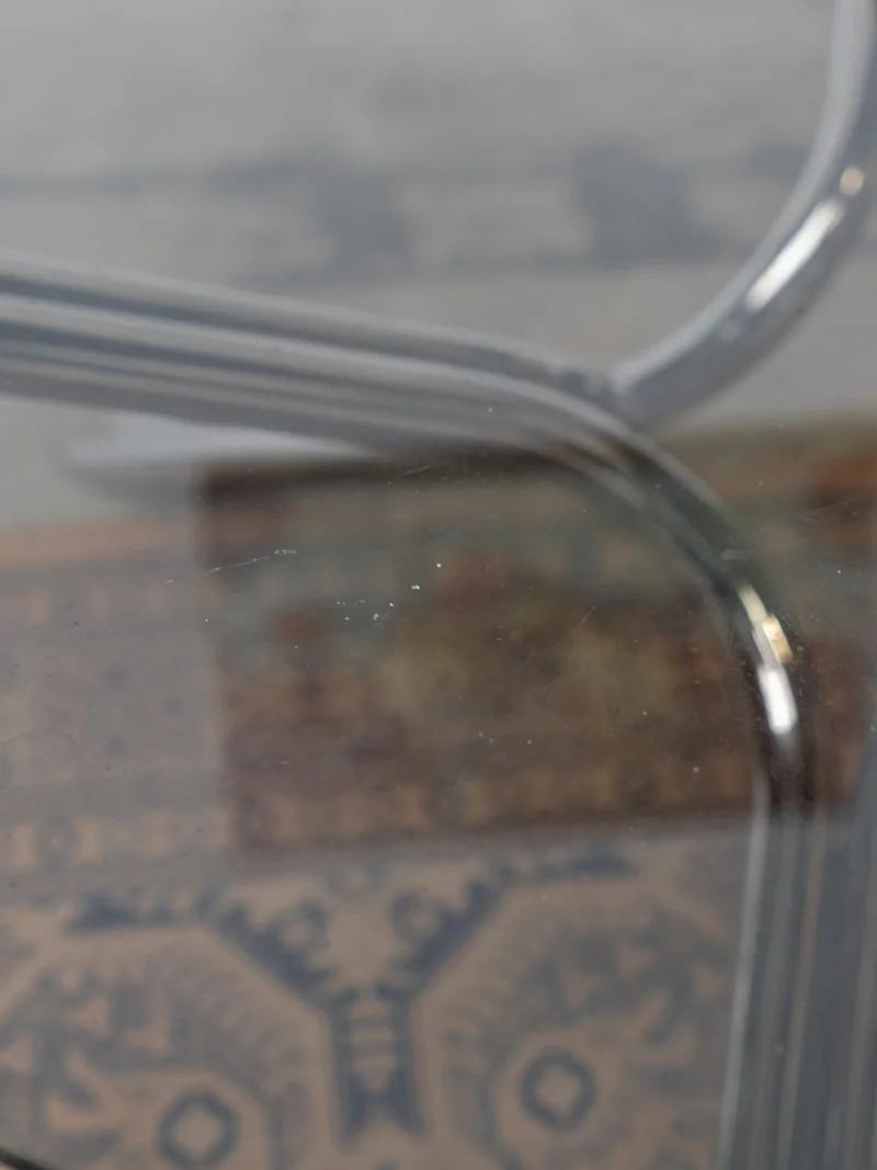Donna, la table basse en verre fumé N°978
