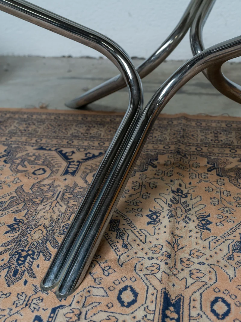 Donna, la table basse en verre fumé N°978